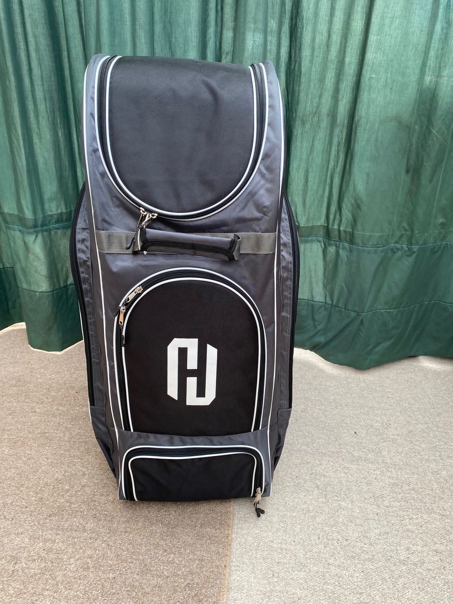 Champ Backpack (with wheels)