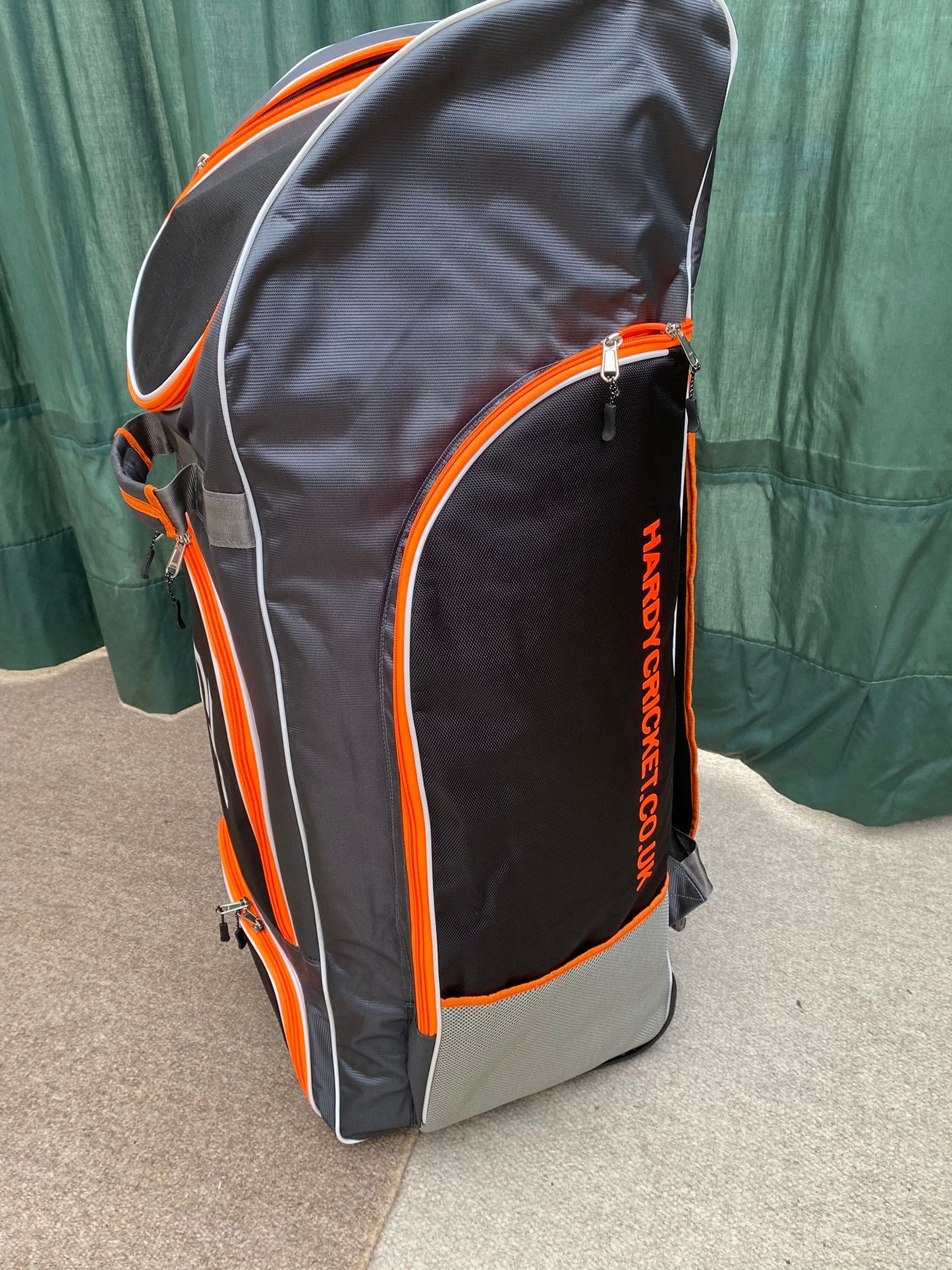 Champ Backpack (with wheels)