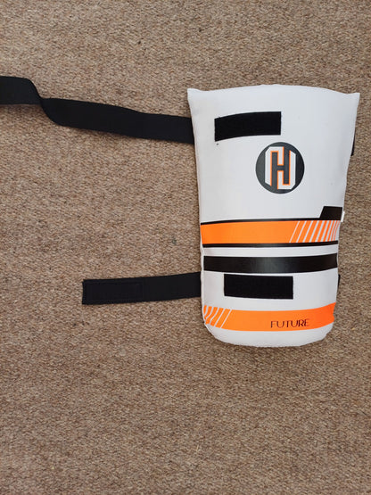 Future Thigh Pad